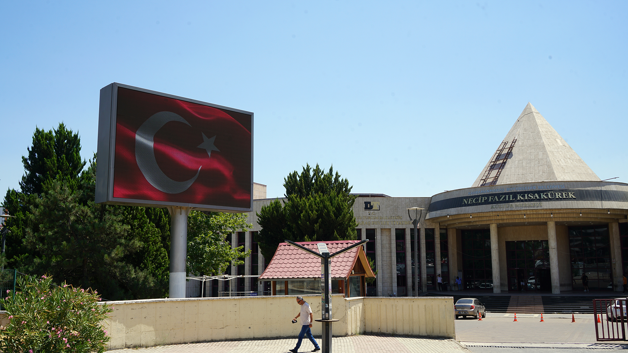Bayrak (2)
