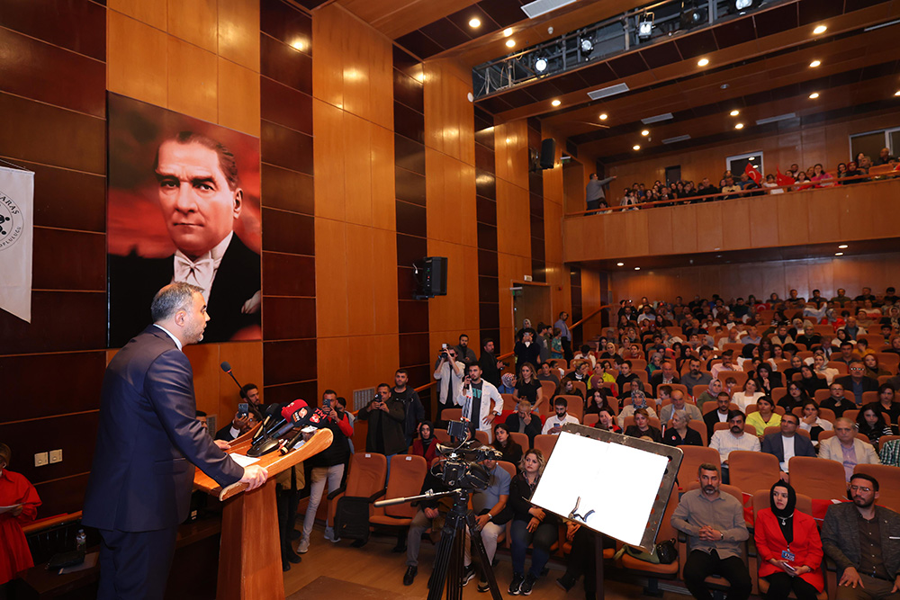 Whatsapp Image 2025 10 28 At 21.37.46 (1)