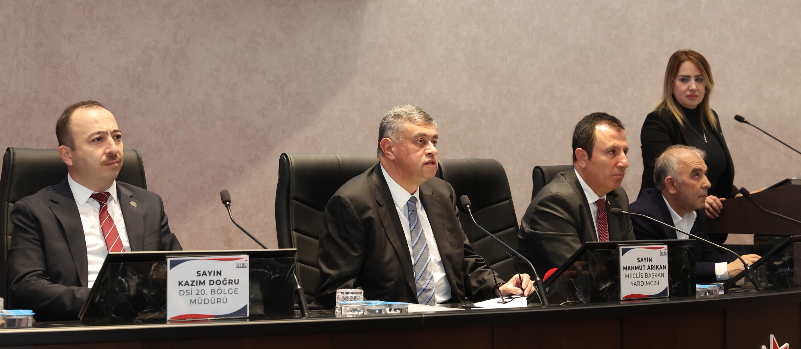 88Bfd164 90Ed 4Aaa A93A E14C8B6Ea14A