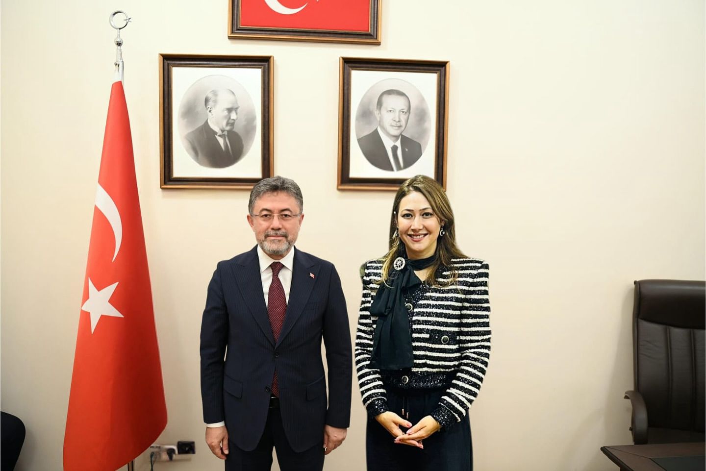 61D5509F 5D3C 4Ae1 9A7F Abcf52Bf8F30