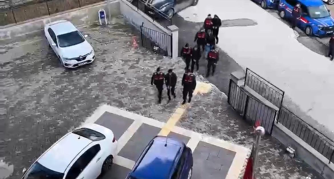 7C569E57 43E5 4Dc1 8E2D 082Bc0F0E985