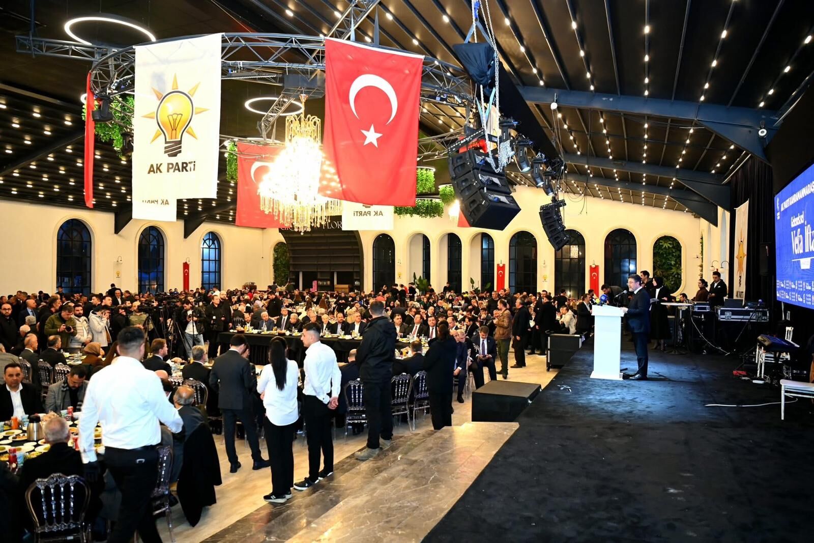 1973C904 0Df1 4E16 A555 A65Bd091A950