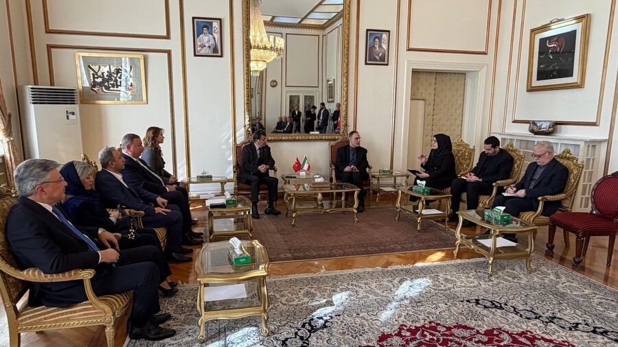 640561196 18307644265259159 5147755232765865654 N