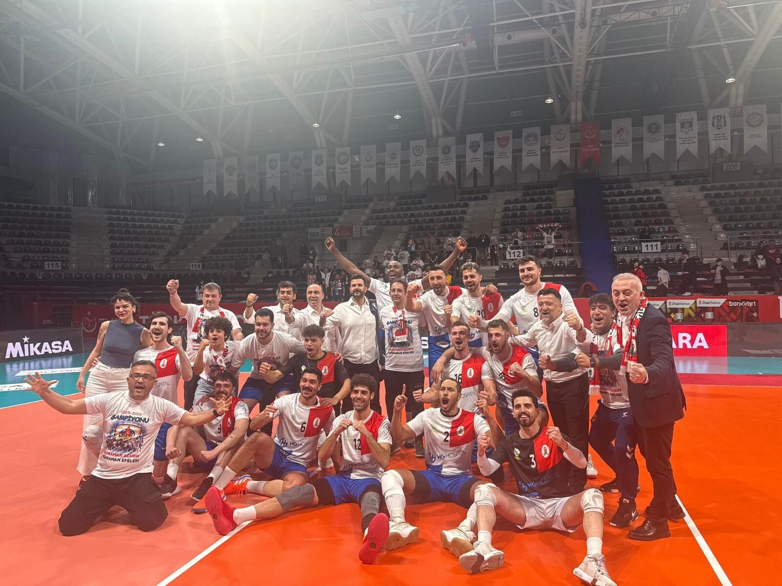 915F1449 9D30 4A62 B302 644B5764Bedb