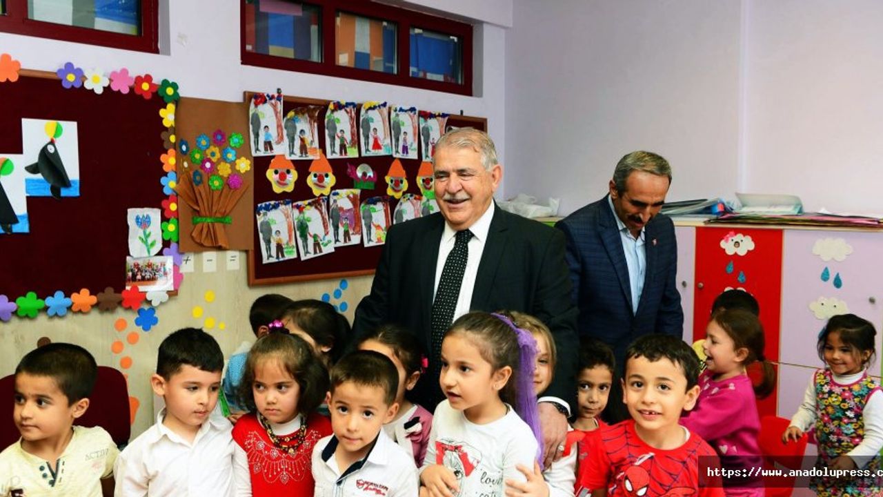   Mahçiçek, yeni eğitim öğretim yılını kutladı