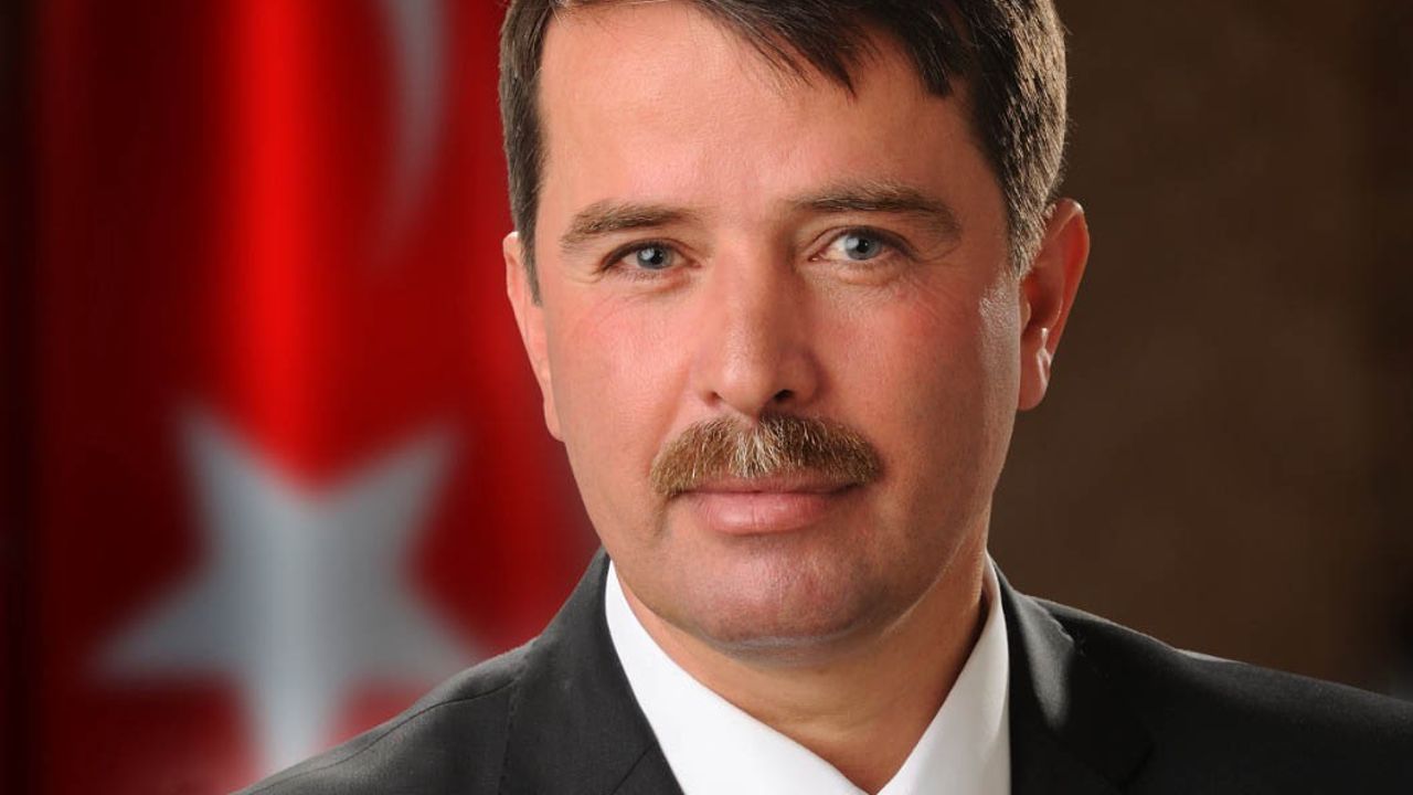 Başkan Okumuş'tan 3 Maaş Destek