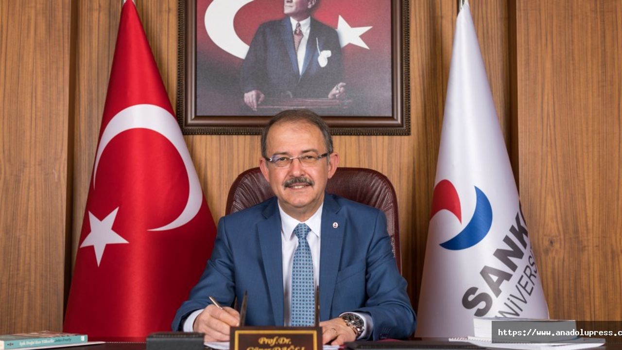 SANKO ÜNİVERSİTESİ REKTÖRÜ PROF. DR. DAĞLI:  -“TÜRK MİLLETİ TARİH BOYUNCA İÇ VE DIŞ DÜŞMANLARINA, BİRLİK VE BERABERLİK İÇİNDE KARŞI KOYMAYI BAŞARMIŞ YÜCE BİR MİLLETTİR”