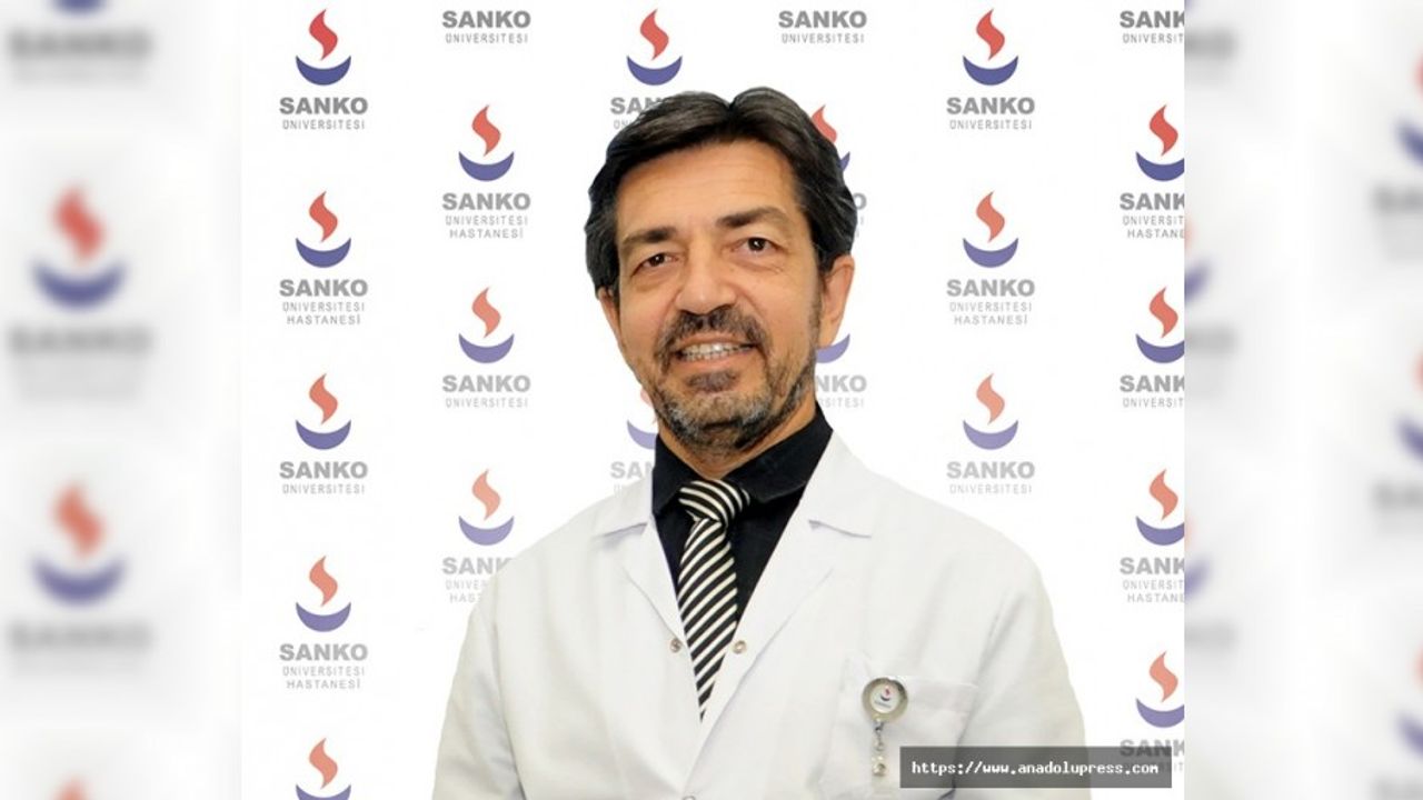 Sanko Üniversitesi Öğretim Üyesi Prof. Dr. Göktürk Maralcan, ‘Tiroit bezinin iyi ve kötü huylu hastalıkları mevcuttur ve bunlar kadınlarda daha sık görülmektedir’