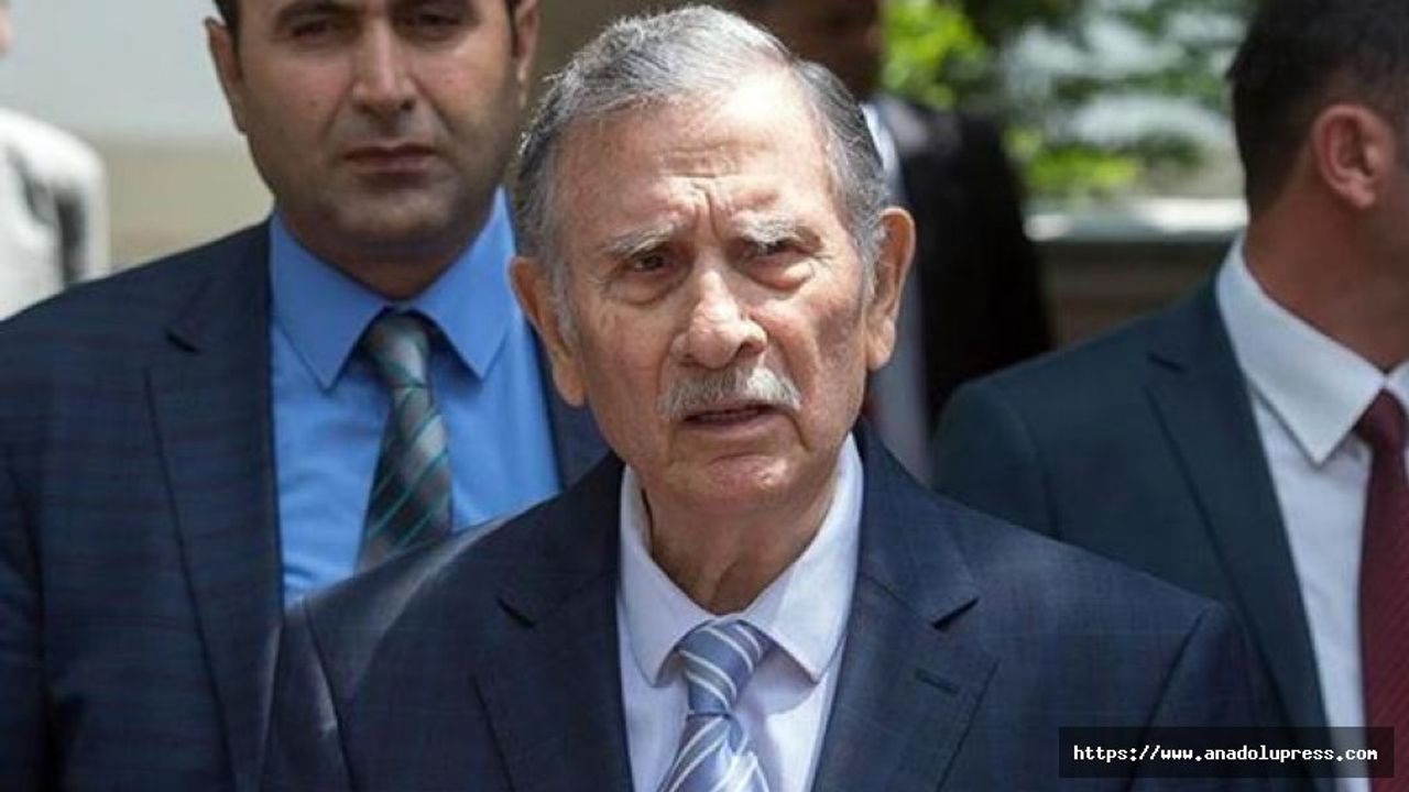 Eski başbakanlardan Yıldırım Akbulut hayatını kaybetti