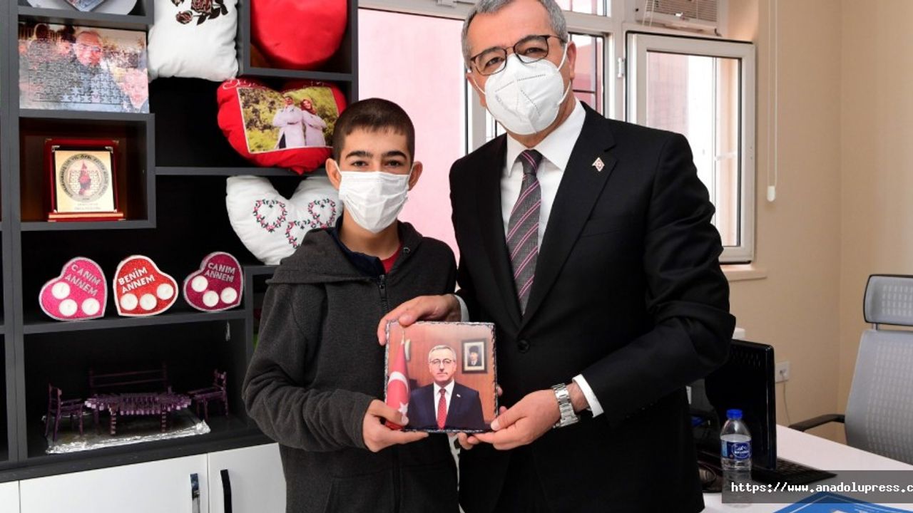 Başkan Güngör Özel Öğrencilerle Buluştu