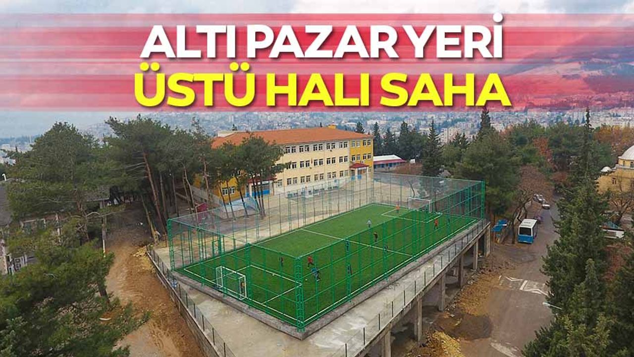 Altı Pazar Yeri, Üstü Halı Saha
