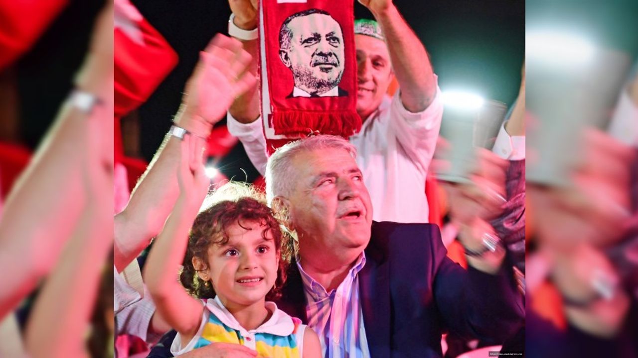 Başkan Mahçiçek; Türkiye aşkıyla, darbecilere ve hainlere geçit vermedik, vermeyeceğiz