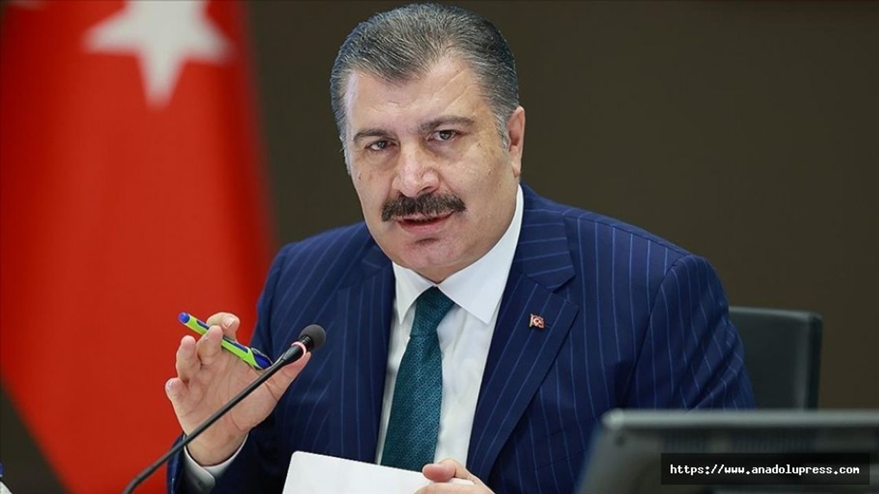 Sağlık Bakanı Koca, Asistan Hekimlerin Nöbetleri Ayda 8'den Fazla Olmayacak