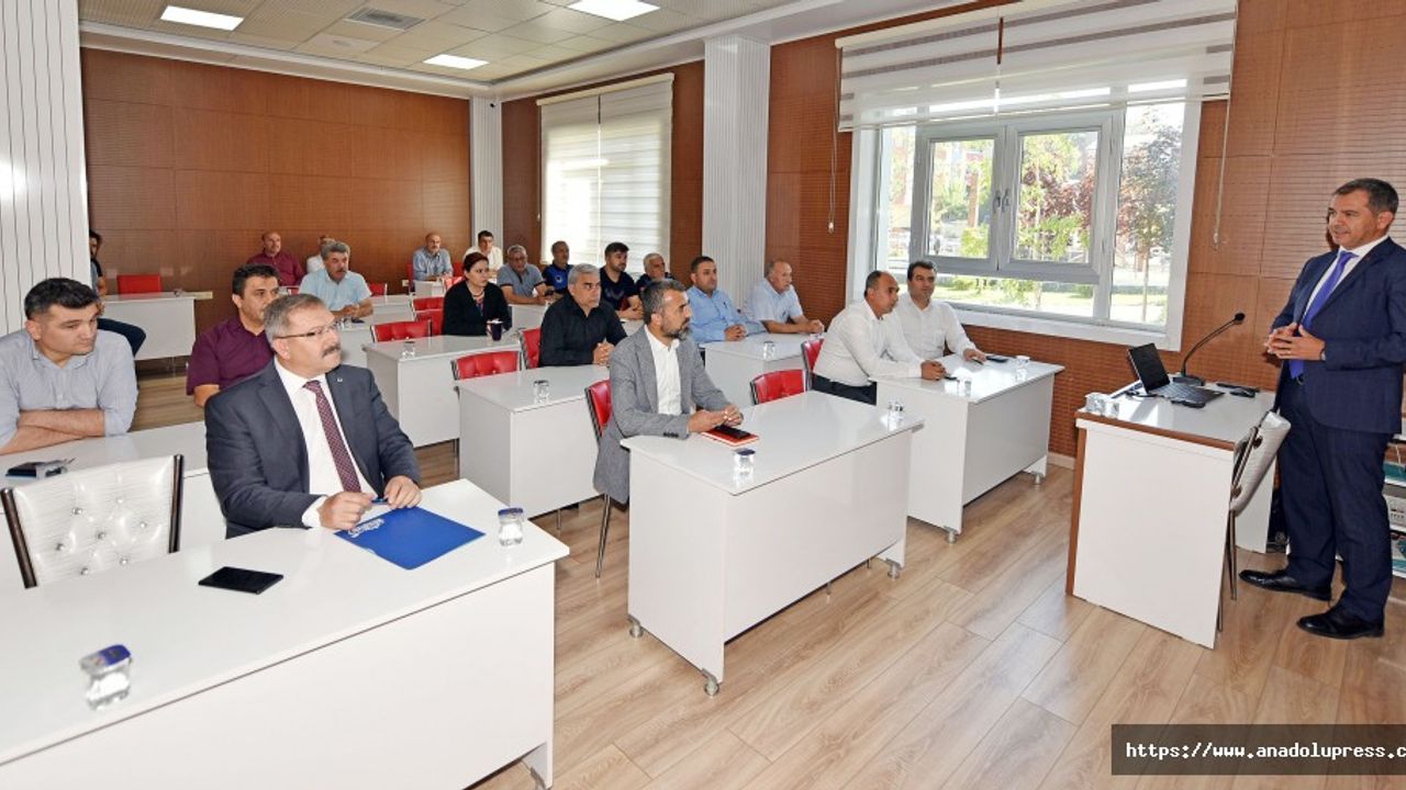 Göksun Belediyesi Personellerine Avrupa’da Yerel Yönetimler Dersi Verdi