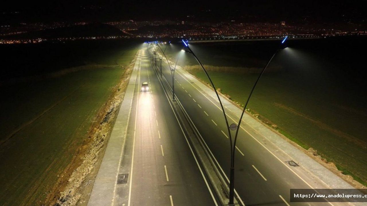 İmran Kılıç Bulvarı’nda Aydınlatma Testleri Başladı