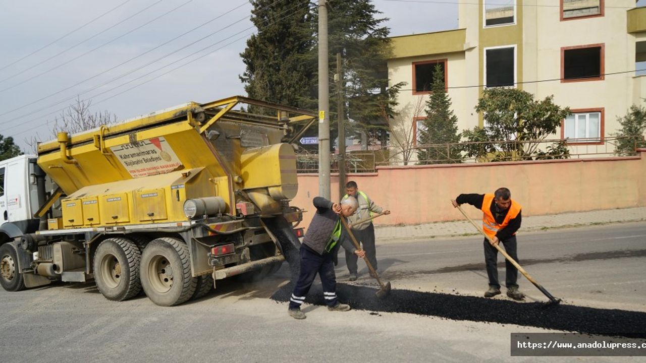 Depremde Hasar Gören Yollar Onarılıyor!