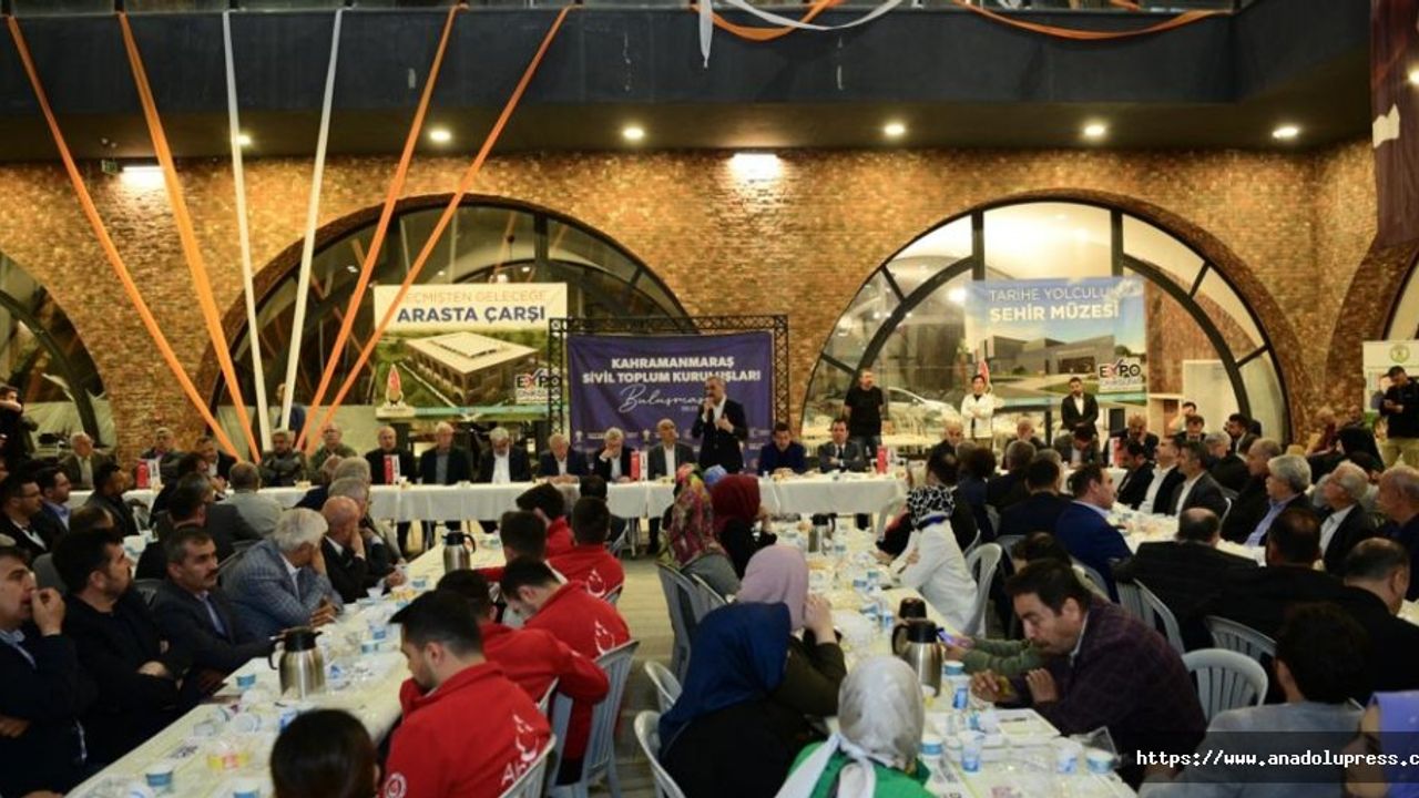Bakan Kirişci, EXPO 2023 Arasta Çarşısı’nda STK temsilcileriyle buluştu