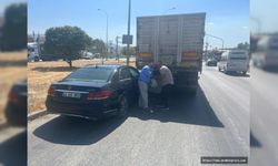 Türkoğlu’nda otomobil tıra arkadan çarptı: 1 yaralı