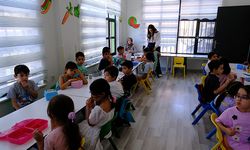 Onikişubat Belediyesi’nin ‘Minik Kalpler Yaz Okulu’nda eğitim heyecanı başladı!