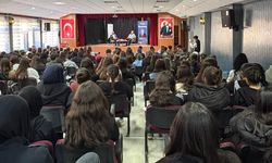 Yazar Mustafa Köneçoğlu, Andırın’da Öğrencilerle Buluştu!