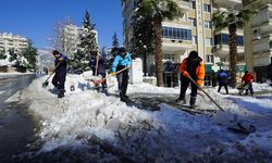 Araç ve Yaya Trafiğinde Güvenlik İçin Büyükşehir 7/24 Sahada