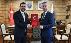 Öz Sağlık İş Şube Başkanı Arifoğlu’dan Rektör Okumuş’a Hayırlı Olsun Ziyareti!