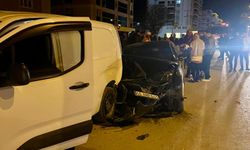 Afşin’de Otomobil Park Halindeki 4 Araca Çarptı: 1 Yaralı