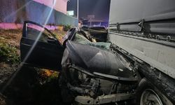 Kahramanmaraş’ta Otomobil Tıra Arkadan Çarptı! 4 Yaralı