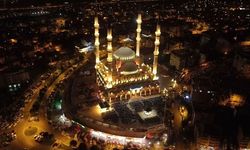 Kahramanmaraş’ta Kadir Gecesi Abdulhamid Han Camii Doldu Taştı!