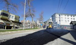 Büyükşehir Yol Yenilemelerini Durmaksızın Sürdürüyor!