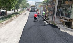 Büyükşehir, Dulkadiroğlu’nda Şeyh Şamil ve Vezir Hoca Bulvarlarını Sıcak Asfaltla Buluşturuyor!