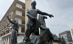 Kahramanmaraş’ta Tarihi Anıt Yerine Yerleştirildi!