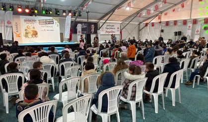 Ramazan’ın En Tatlı Sofrası Kuruldu, Çocuklar Tekne Orucuyla İftarını Açtı