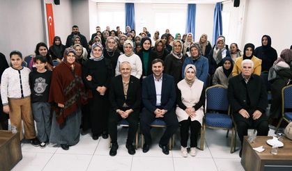 Büyükşehir’in “Aile İçi İletişim” Söyleşisi Andırın’da Yoğun İlgi Gördü!