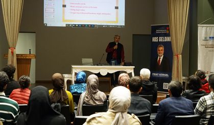 Yazarlık Akademisinde Edebiyatın Duygusal Derinliği Konuşuldu!