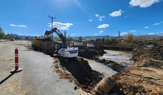 Göksun’a 36 Metrelik köprü yapımı başladı!