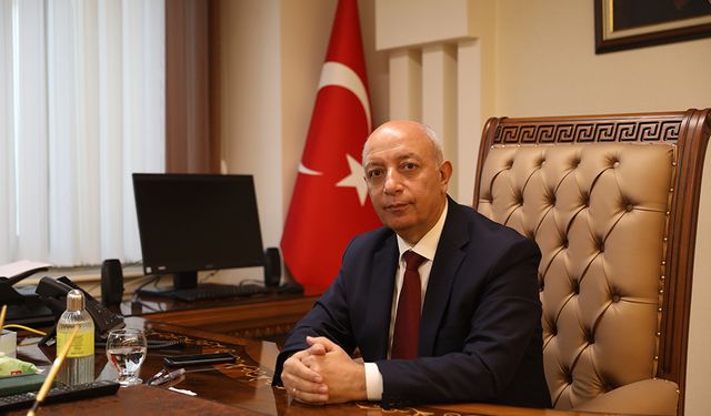 KİÜ Rektörü Bakan, Akademik Karnesi ile tüm Üniversite Rektörleri arasında 12. sırada yer aldı!