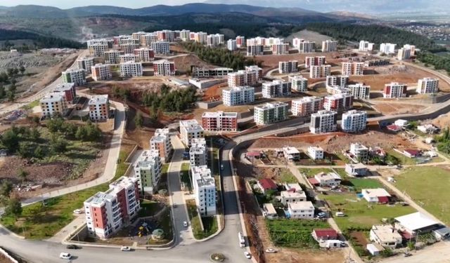 Türkoğlu’nda 3 Bin 844 Kalıcı Konut Hak Sahiplerine Teslim Edildi!