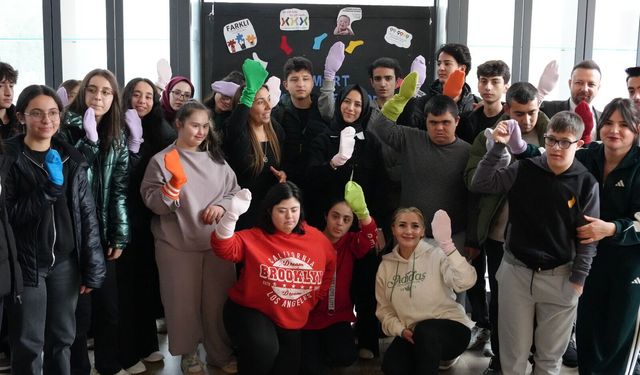 DOKMER’de Sevgi Kazandı: Down Sendromlular Günü’ne renkli kutlama!