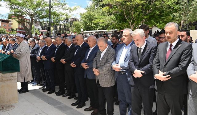 Kahramanmaraş Eski Belediye Başkanı Hacı Ali Özal Son Yolculuğuna Uğurlandı!