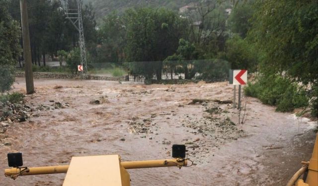 Kahramanmaraş’ta Sağanak Etkili Oldu: Dereler Taştı, Tarım Arazileri Su Altında Kaldı