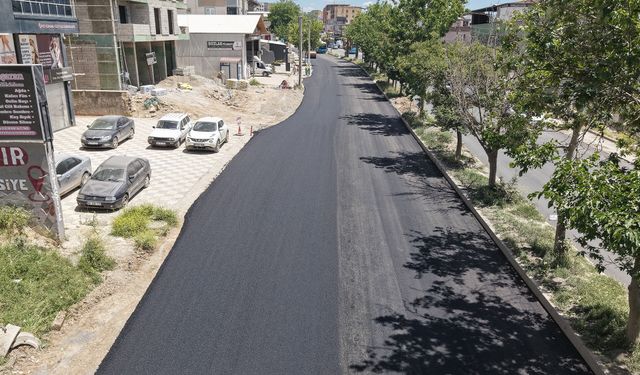 Büyükşehir, Doğukent Yolunda Asfalt Mesaisini Sürdürüyor!