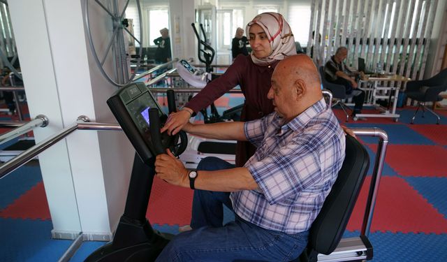 Büyükşehir’in Aktif Yaşam Merkezi Hayata Dokunuyor!