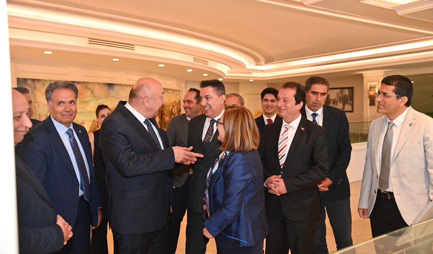 KSÜ Rektörü Yasım, Fatma Şahin'in misafiri oldu!
