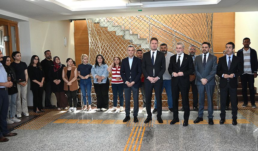 Başkan Görgel, Belediye personelinin Bayramını Tebrik Etti!
