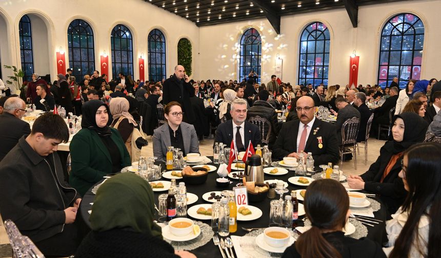 Başkan Görgel İlk İftarda Şehit Aileleri ve Gazilerle Bir Araya Geldi!