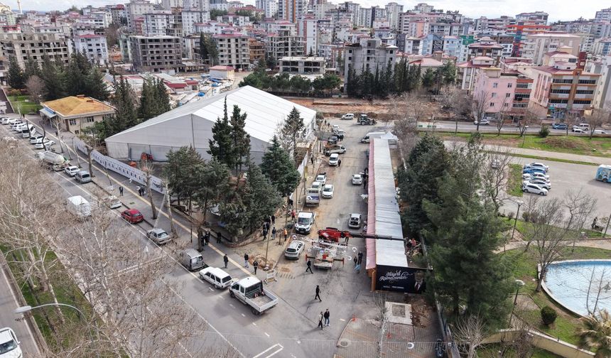 Kahramanmaraş Büyükşehir’den 3 bölgeye iftar çadırı!