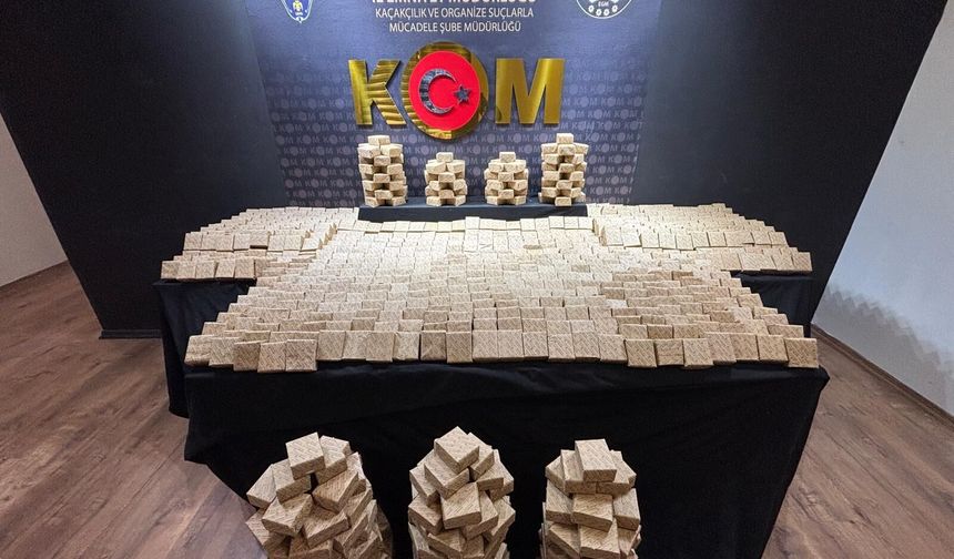 Kahramanmaraş’ta Uyuşturucu ve Kaçakçılık Operasyonu: 4 Kişi Tutuklandı