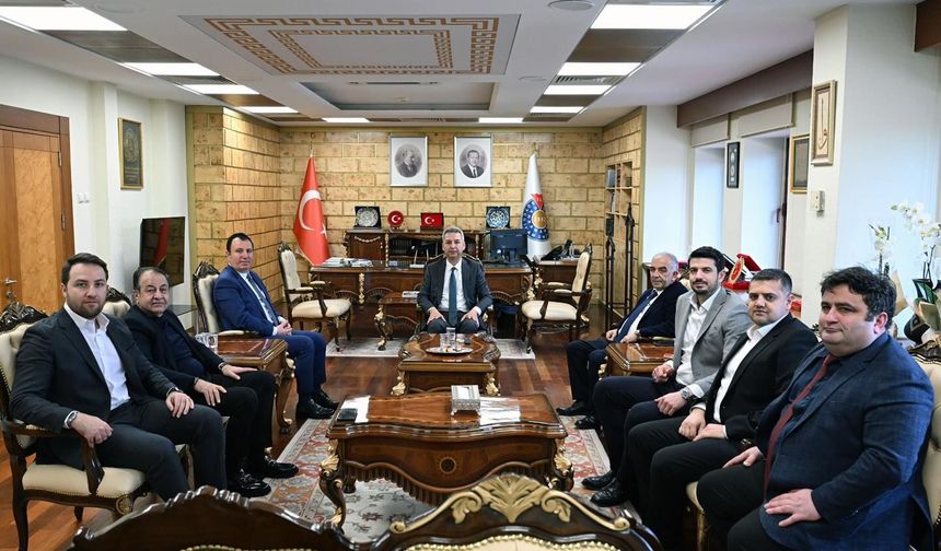 KMTSO Başkanı Buluntu ve Mustafa Narlı’dan Ksü Rektörü Okumuş’a Ziyaret!