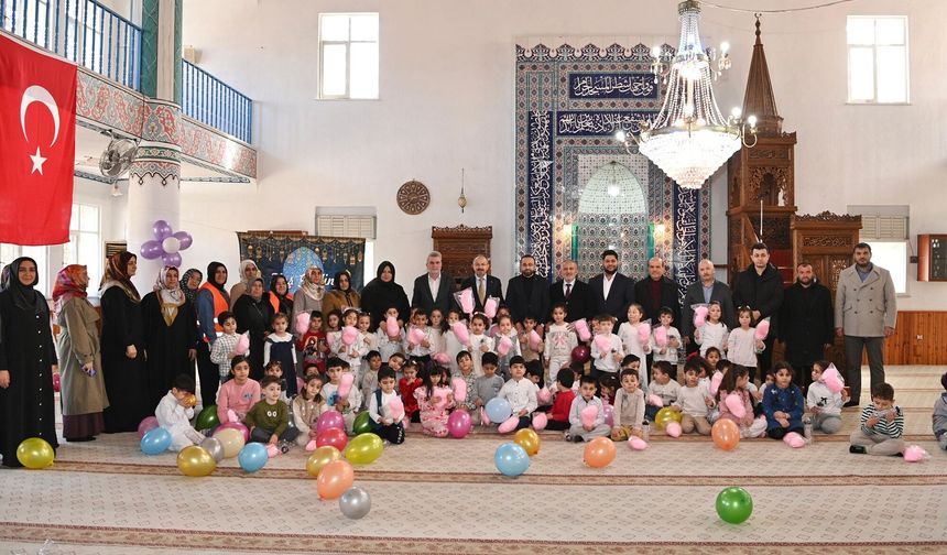 Başkan Görgel, Miniklerin Tekne Orucu Heyecanına Ortak Oldu!